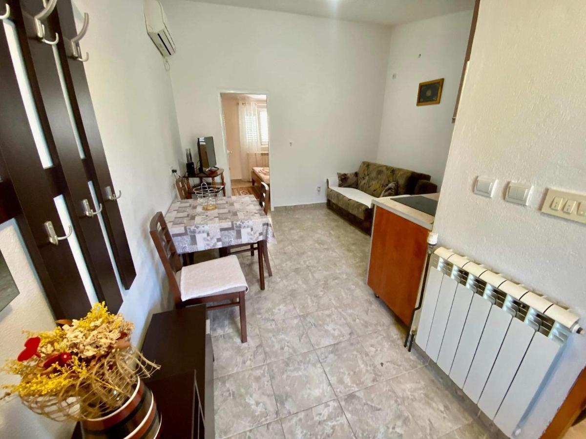 Apartman Slavica Leilighet Kotor Eksteriør bilde