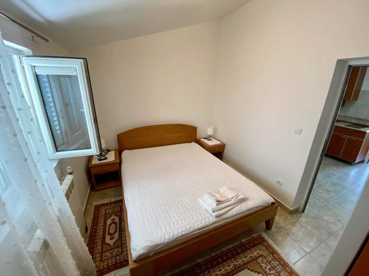 Apartman Slavica Leilighet Kotor Eksteriør bilde