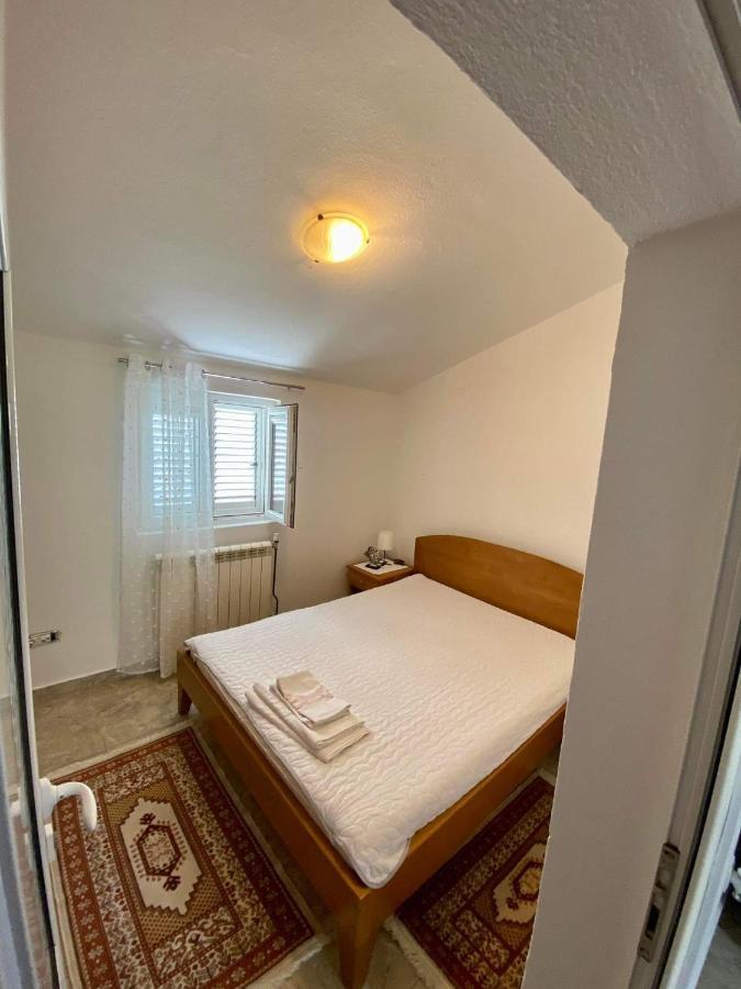 Apartman Slavica Leilighet Kotor Eksteriør bilde